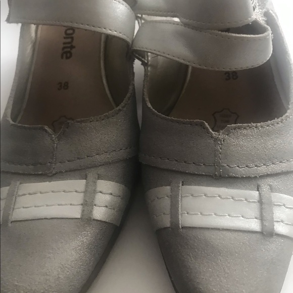 Remonte beautiful low heel leather shoes size 38 or 9 comfortable all day - Picture 3 of 6